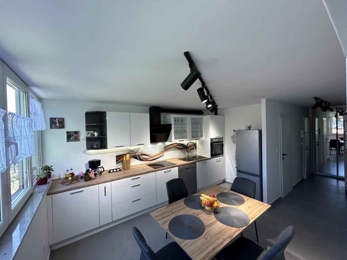 Apartment Toni Lovran Kültér fotó